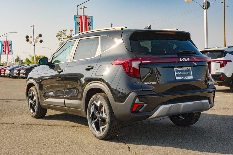 New 2026 Kia Seltos EXImage 5