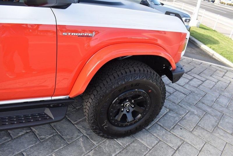 New 2025 Ford Bronco Image 4