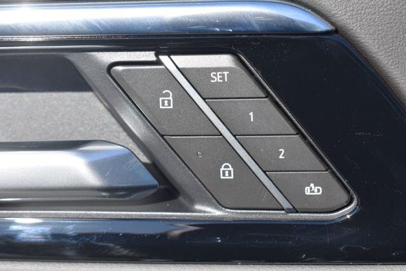 New 2026 Chevrolet Suburban High CountryImage 29