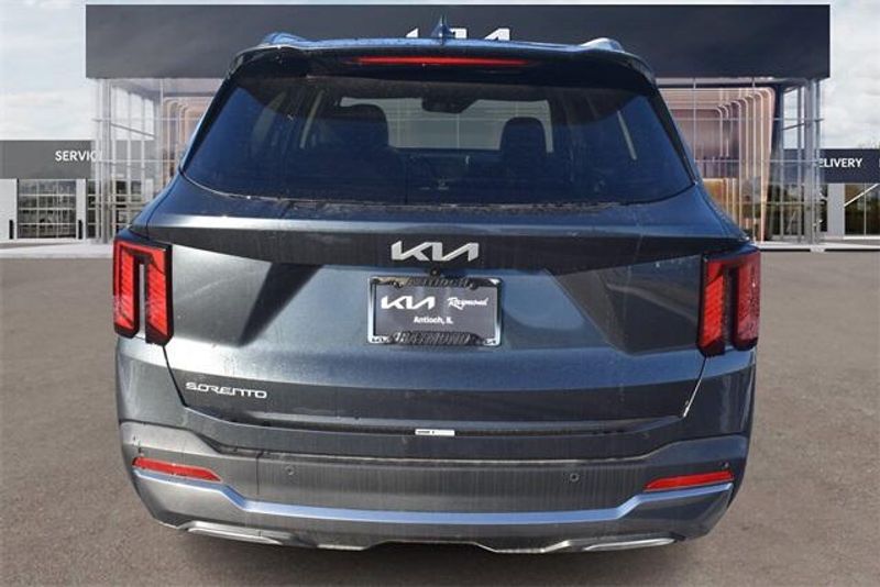 2025 Kia Sorento SXImage 4