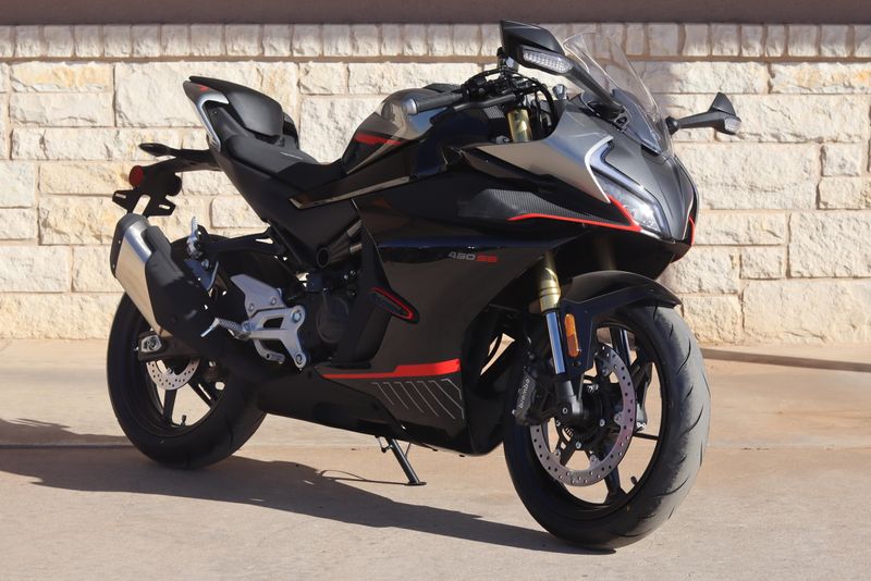 2025 CFMOTO 450SS ZICRON BLACK 