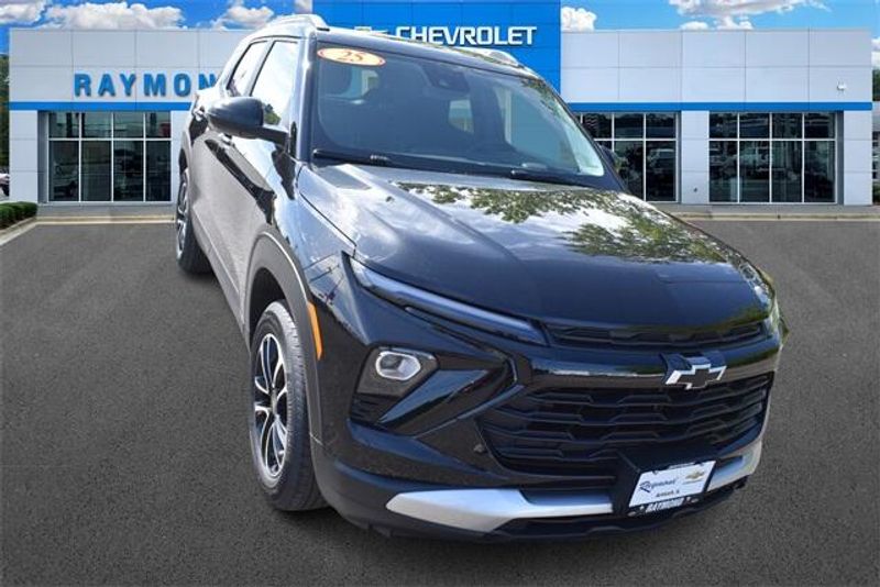 2025 Chevrolet TrailBlazer LTImage 9