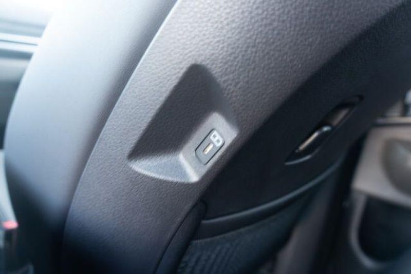 New 2026 Kia Carnival Hybrid LXSImage 22