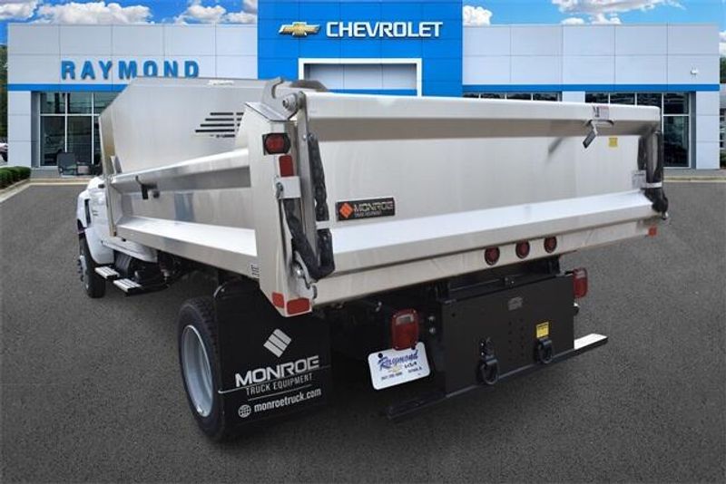 2024 Chevrolet Silverado 4500HD Work TruckImage 5