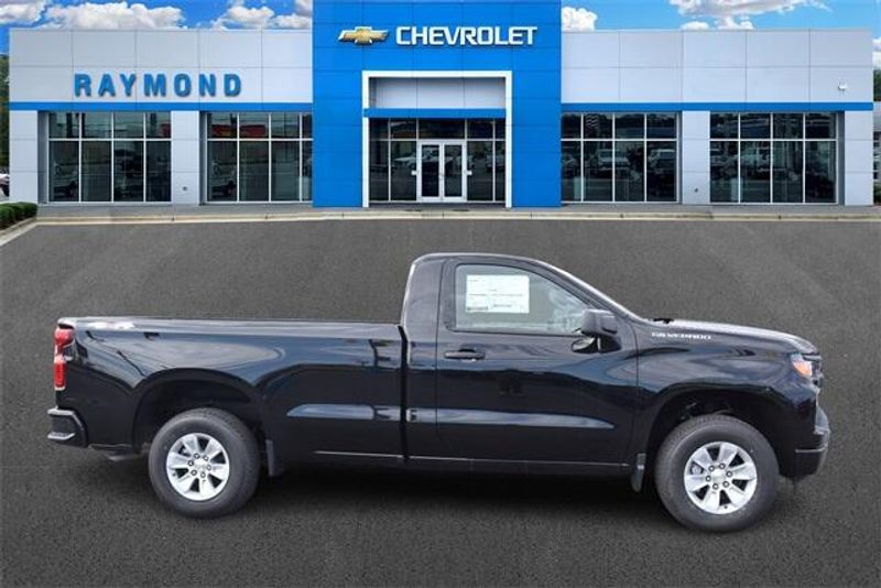 2025 Chevrolet Silverado 1500 WTImage 2