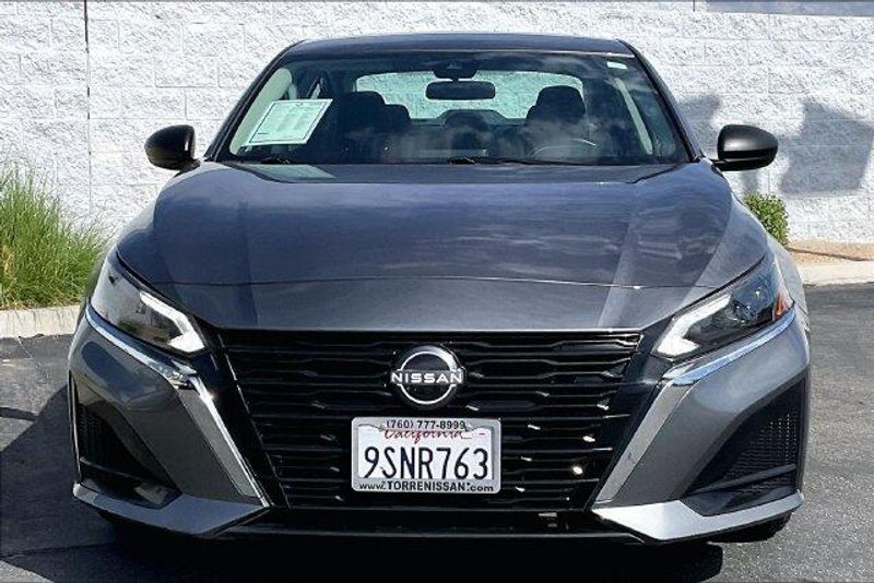 Used 2025 Nissan Altima 2.5 SImage 2