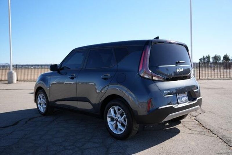 Used 2024 Kia Soul SImage 5