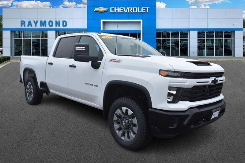 New 2026 Chevrolet Silverado 2500HD CustomImage 1