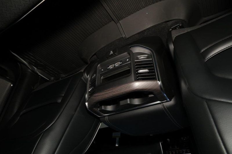 2025 RAM 1500 Laramie Crew Cab 4x4 5
