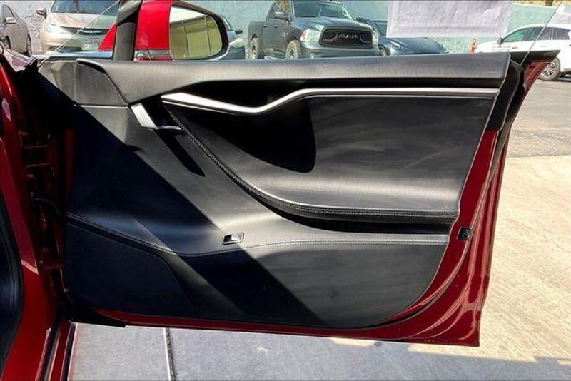 Used 2020 Tesla Model S PerformanceImage 23