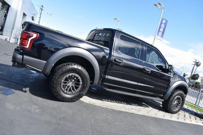 2019 Ford F-150 RaptorImage 2
