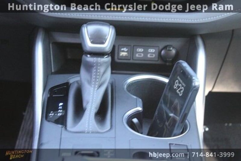 2024 Toyota Highlander XLEImage 18