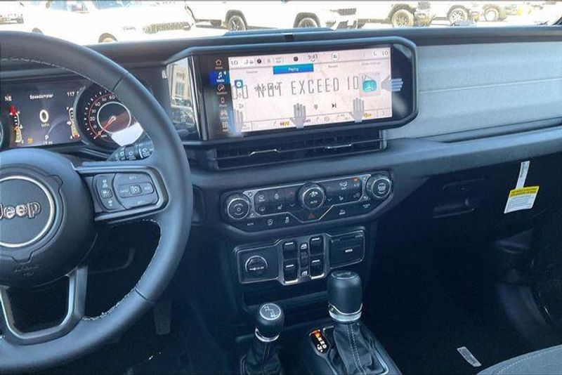 New 2026 Jeep Wrangler Unlimited 4-door SportImage 5