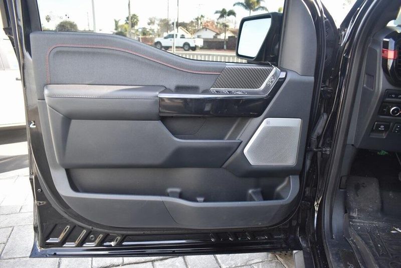 2023 Ford F-150 Raptor RImage 23