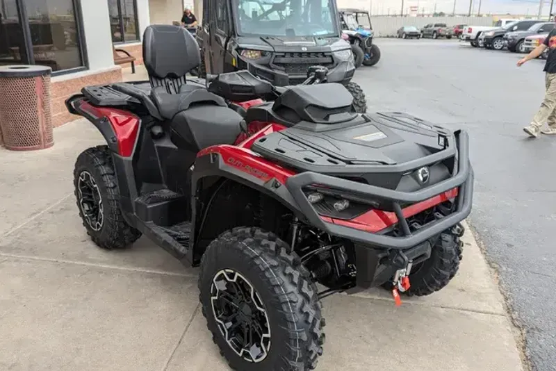 2025 CAN-AM OUTLANDER MAX XT 1000R FIERY RED 