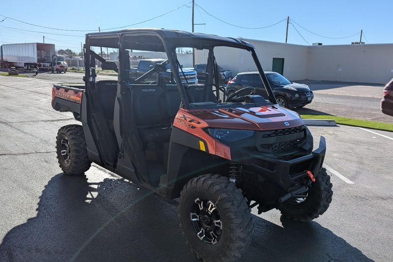 2025 POLARIS RANGER CREW XP 1000 PREMIUM ORANGE RUST 