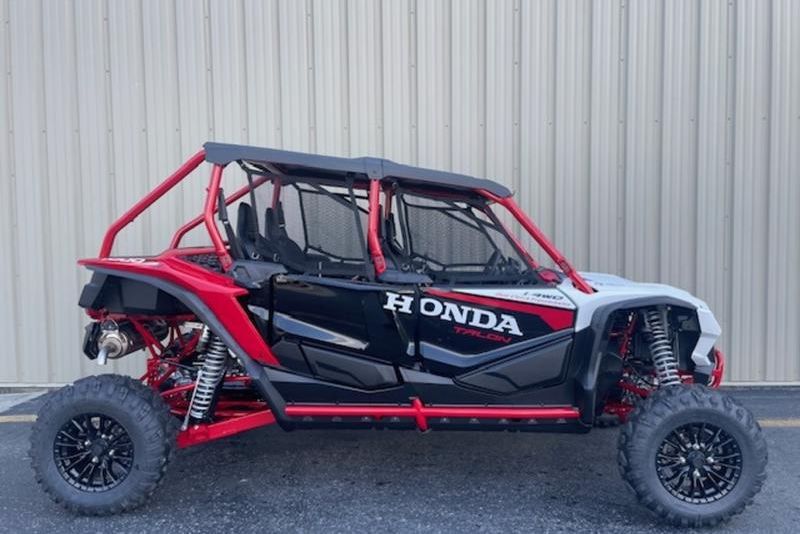2025 HONDA TALON 1000R4 FOX LIVE VALVE PEARL RED 