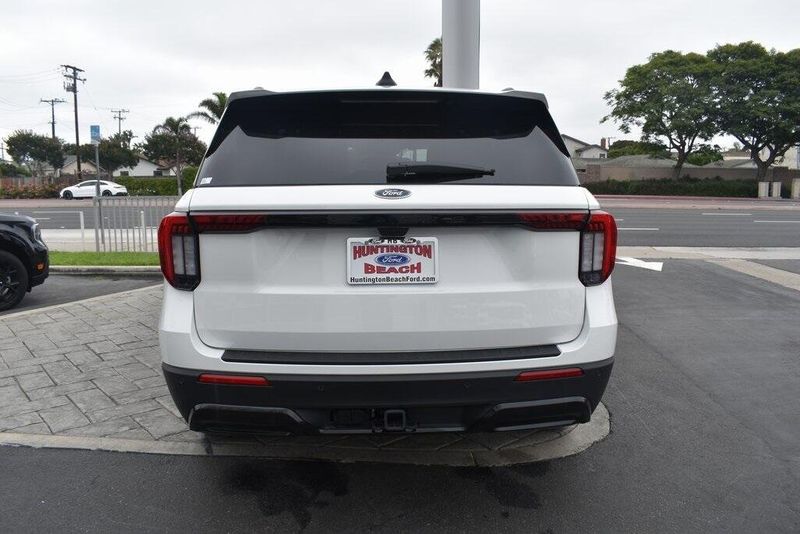 New 2025 Ford Explorer ST-LineImage 7