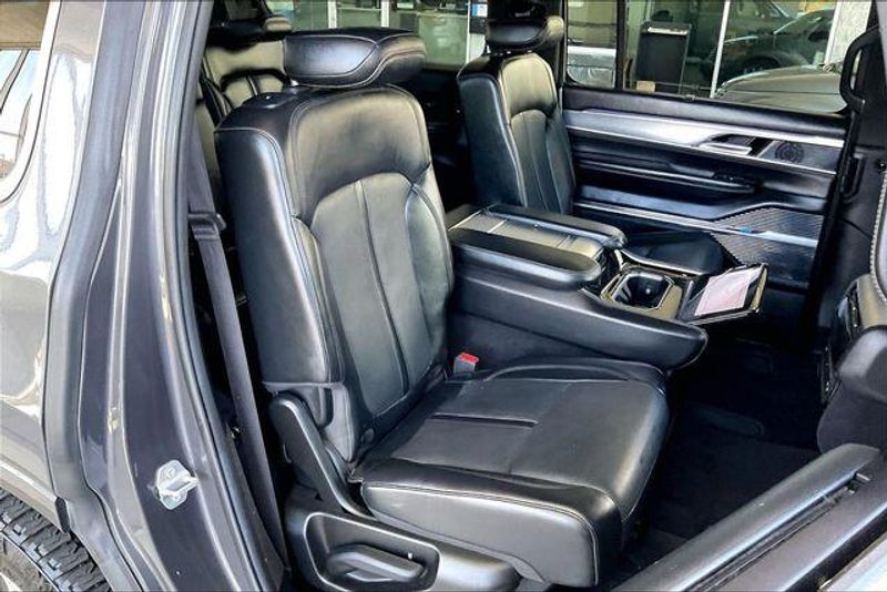 2022 Jeep Grand Wagoneer Series IImage 26