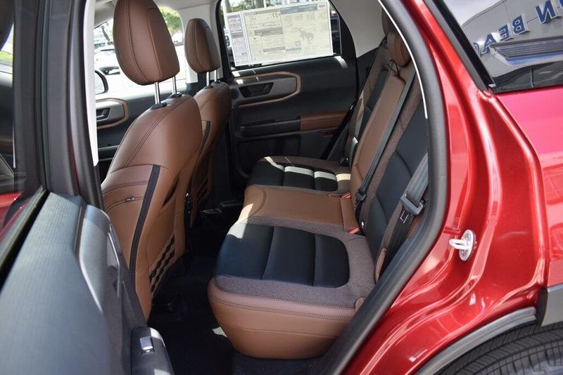 2025 Ford Bronco Sport Outer BanksImage 7