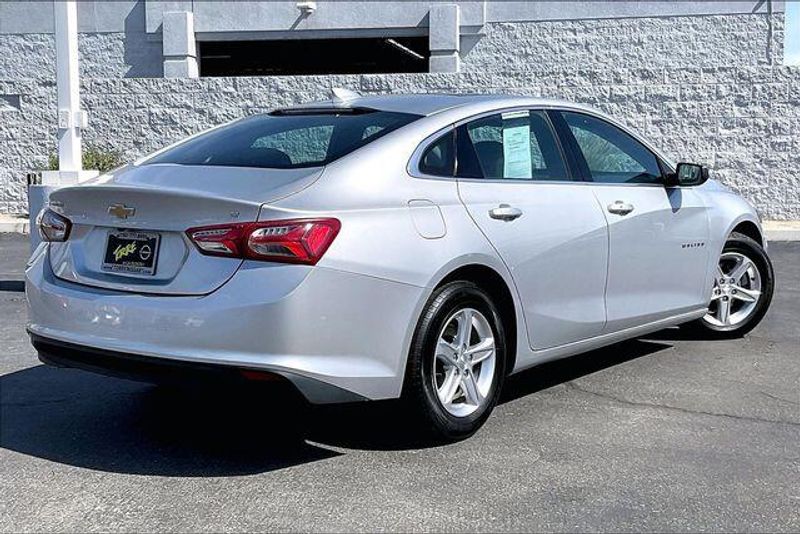 Used 2022 Chevrolet Malibu LTImage 13