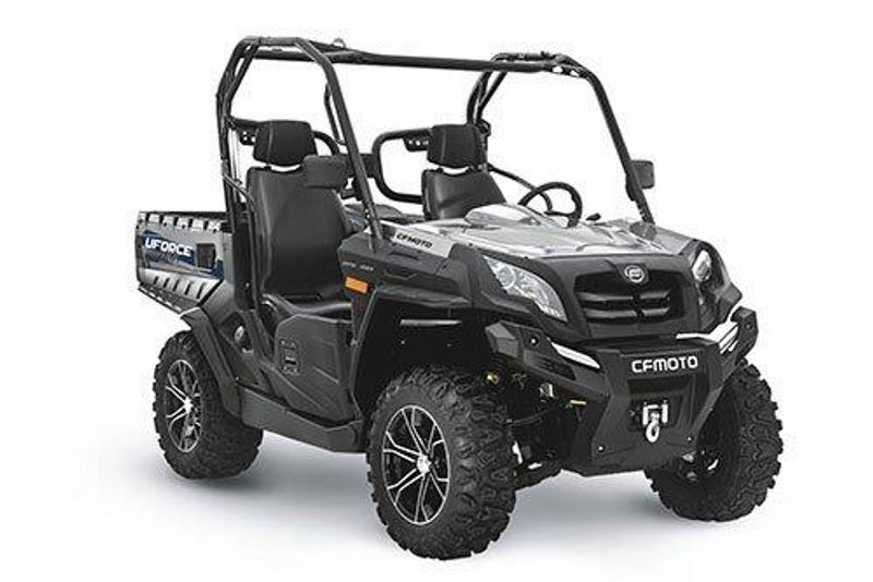 2022 CFMOTO UFORCE 800 Image 2