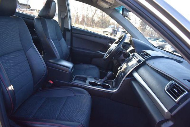 Used 2015 Toyota Camry LEImage 12