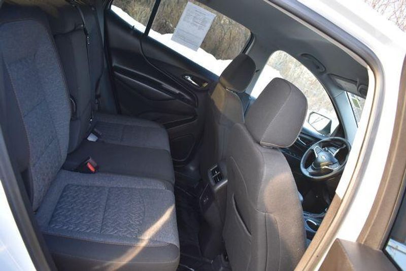 Used 2024 Chevrolet Equinox LTImage 15