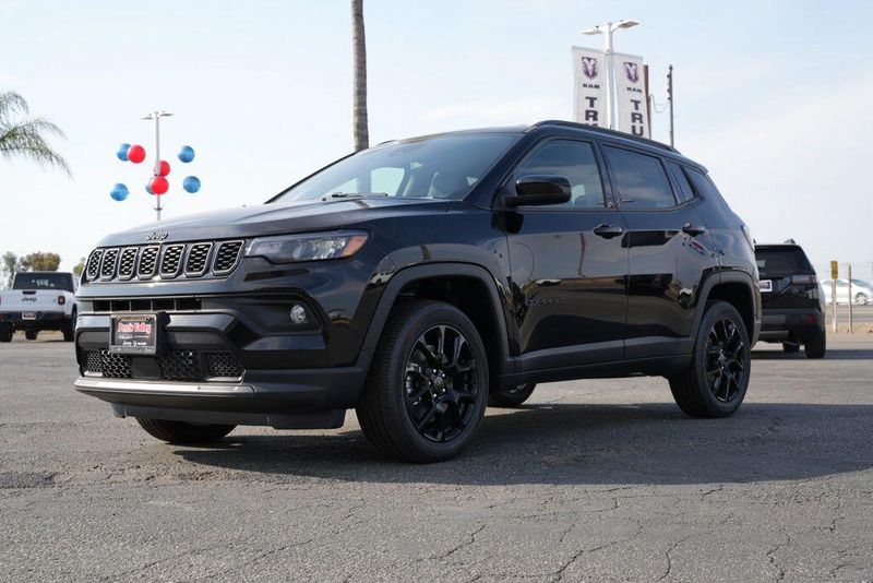 New 2026 Jeep Compass LatitudeImage 3