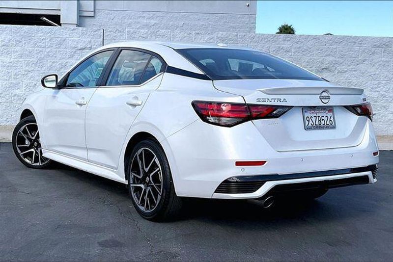 Used 2024 Nissan Sentra SRImage 10