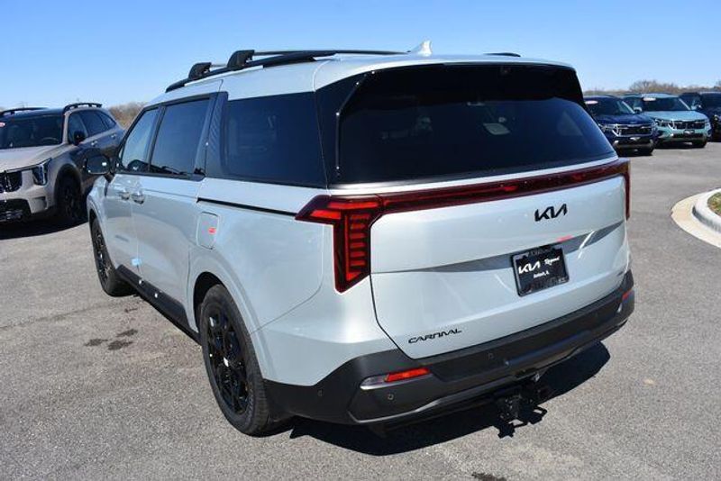 New 2026 Kia Carnival Hybrid SX PrestigeImage 6