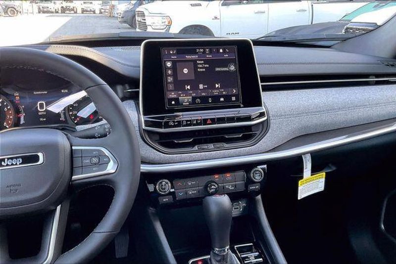 New 2026 Jeep Compass Latitude 4x4Image 5