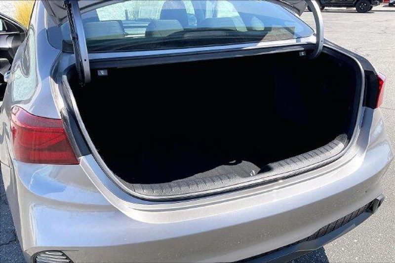 Used 2023 Kia Forte LXSImage 34
