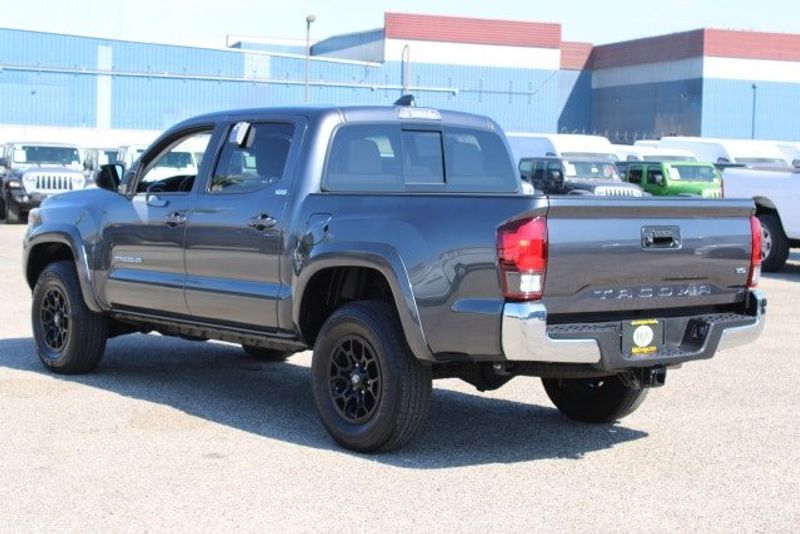 2021 Toyota Tacoma SR5Image 6