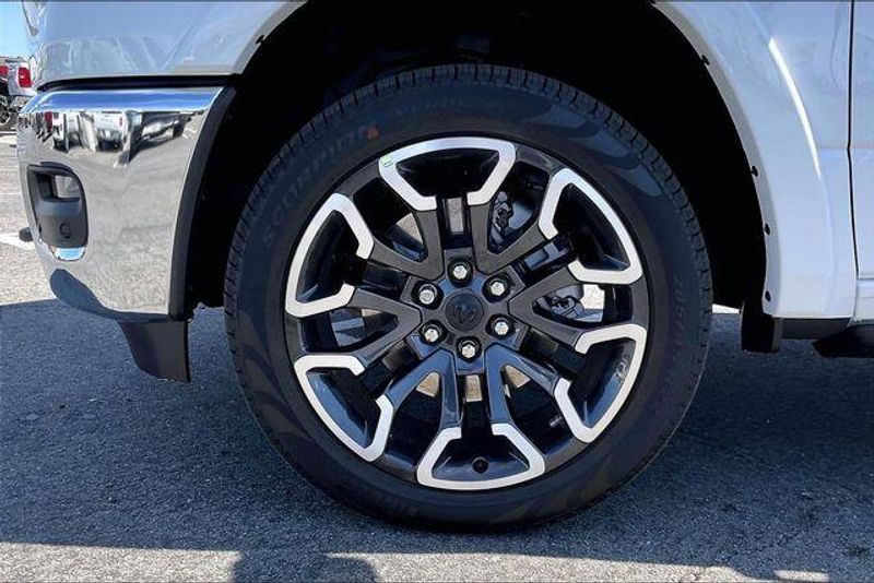 New 2026 RAM 1500 Limited Longhorn Crew Cab 4x4 5