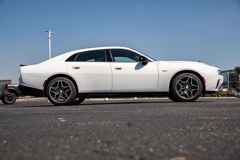 New 2026 Dodge Charger R/TImage 8