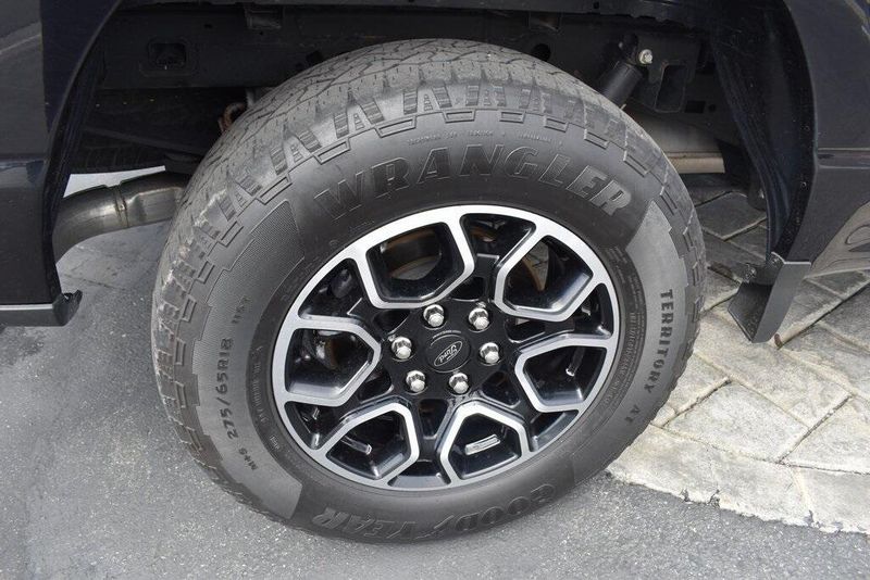 2022 Ford F-150 XLTImage 4