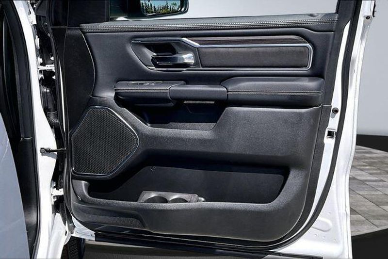 New 2026 RAM 1500 LaramieImage 15