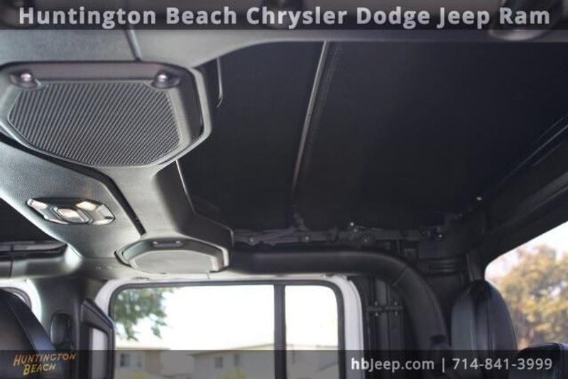 2022 Jeep Gladiator RubiconImage 43