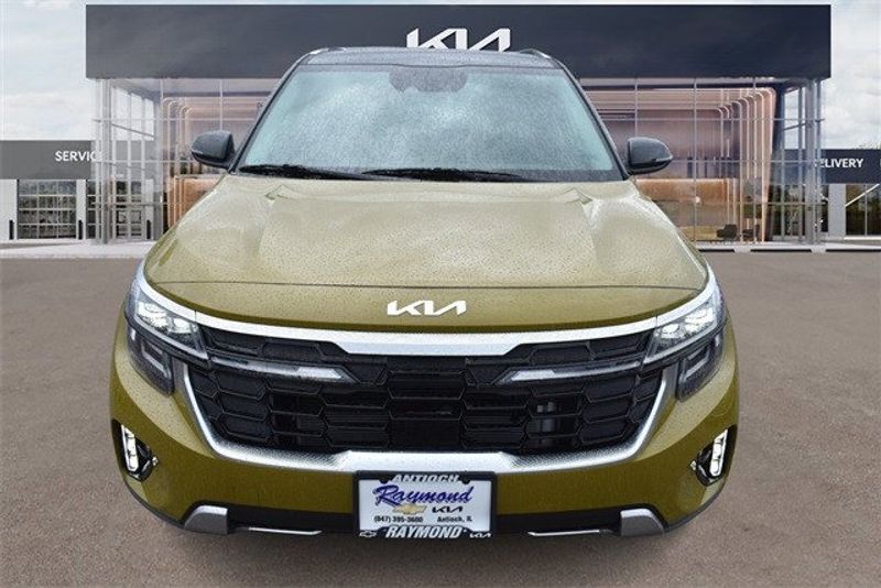 2024 Kia Seltos SXImage 10