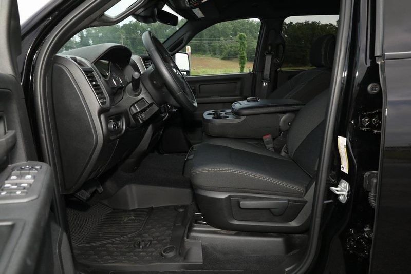 2025 RAM 2500 Tradesman Crew Cab 4x4 6