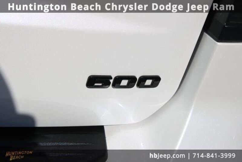2021 Cadillac Escalade ESV Sport PlatinumImage 10