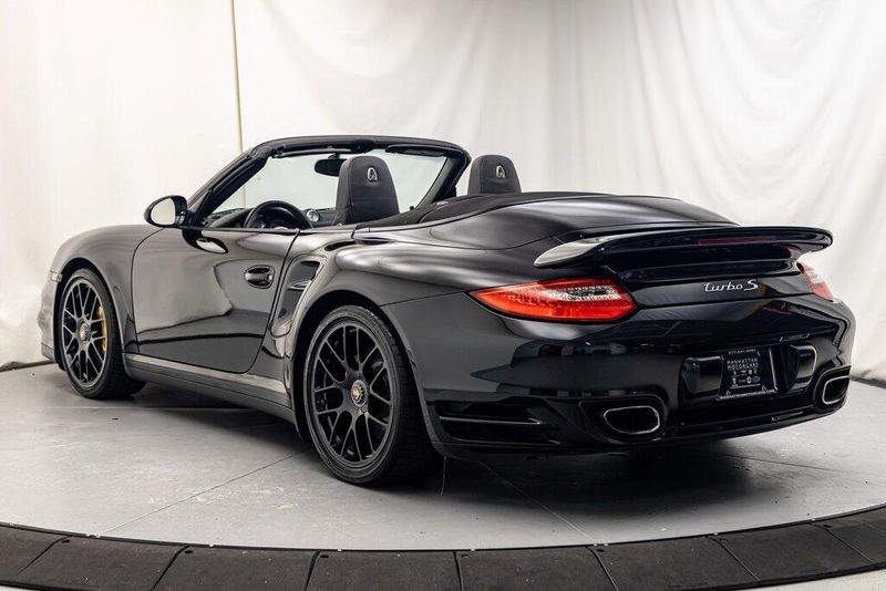 2012 Porsche 911 Turbo SImage 3