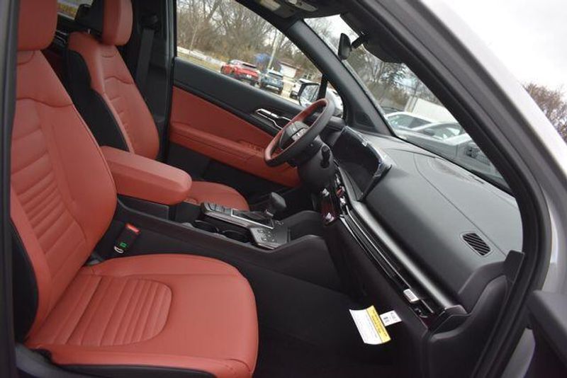 New 2026 Kia Sportage SX-PrestigeImage 16