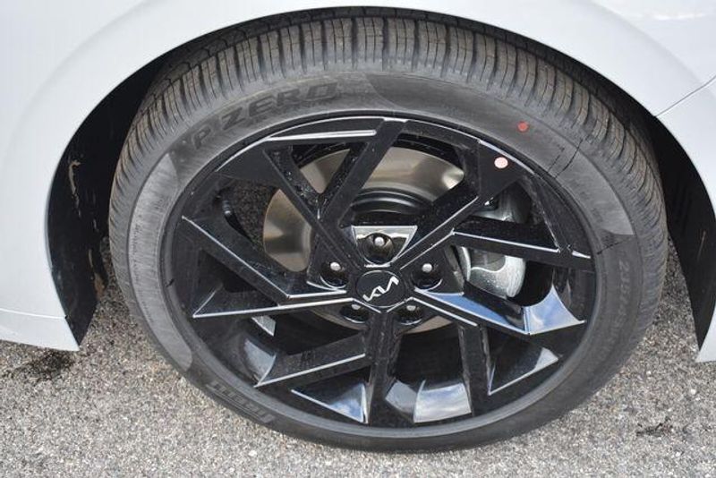 New 2026 Kia K5 GT-LineImage 12