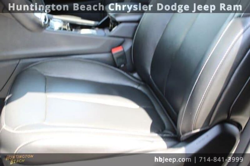 2022 Jeep Grand Cherokee LimitedImage 36