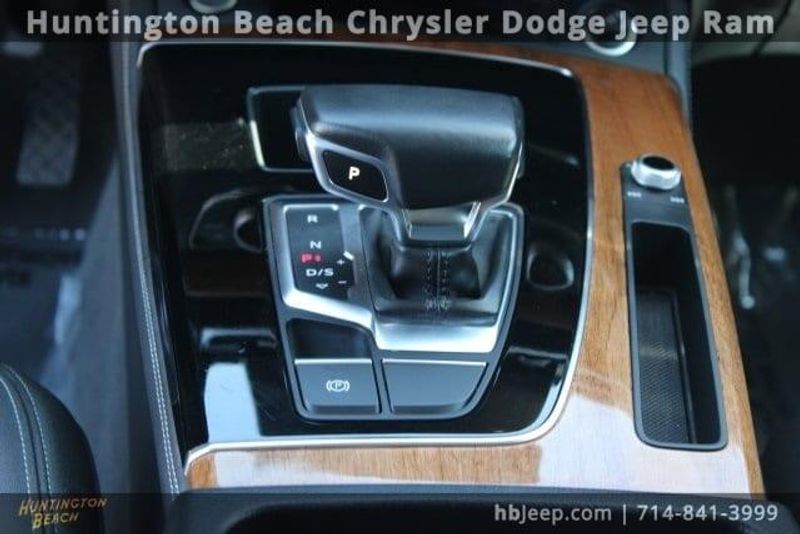 2022 Audi Q5 45 S Line Premium PlusImage 19