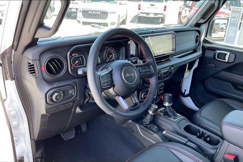New 2026 Jeep Wrangler 4-door Moab 392Image 6