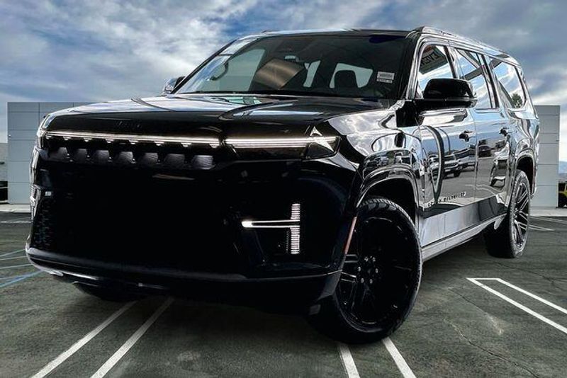 2026 Jeep Grand Wagoneer L Limited Reserve 4x4Image 1