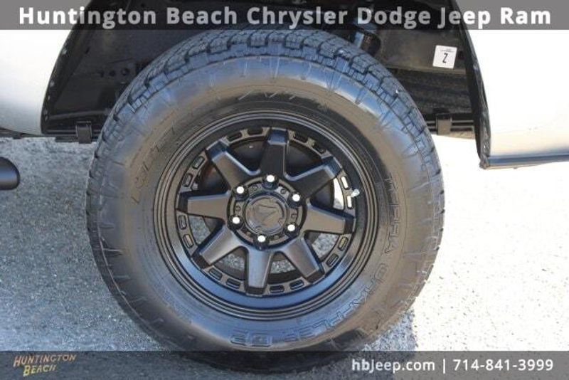 2023 Toyota Tacoma SRImage 7